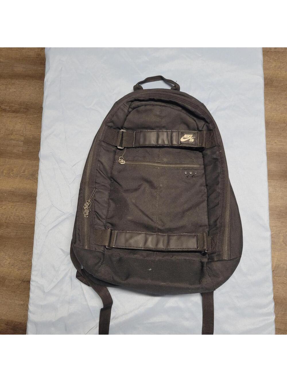 Nike SB Black Skate Backpack Logo Zip Pockets
